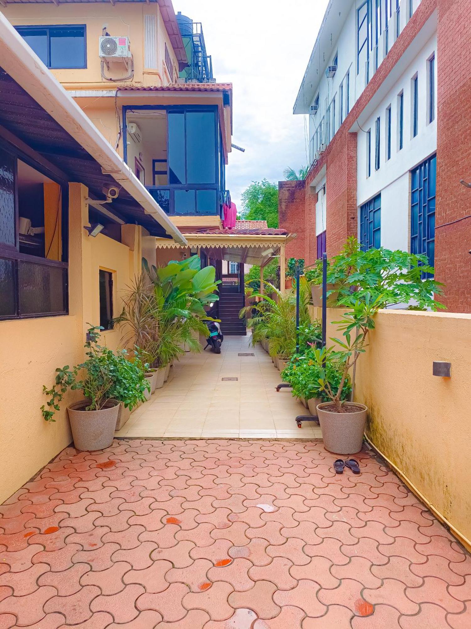 Shradha Luxury Room Calangute Exterior photo
