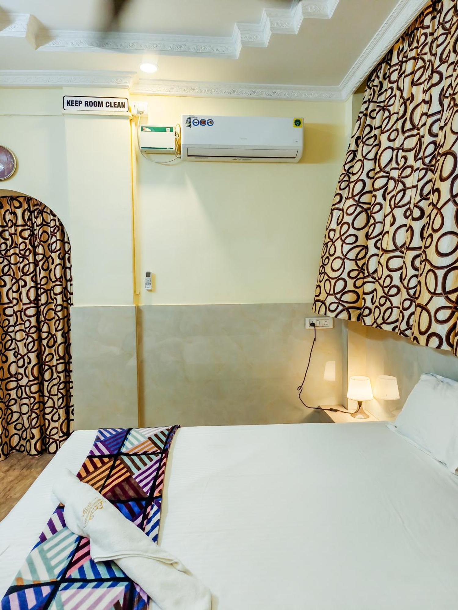 Shradha Luxury Room Calangute Exterior photo