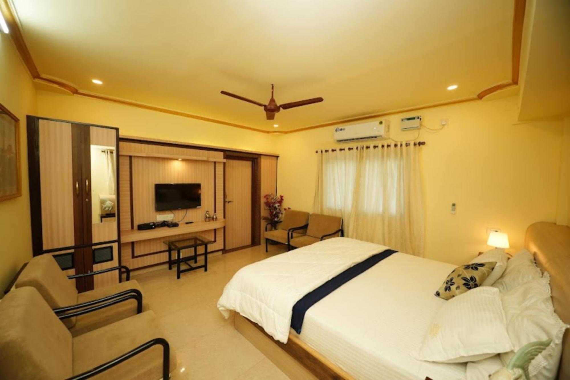 Shradha Luxury Room Calangute Exterior photo